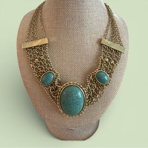 💥5/25💥 Fashion Jewelry Gold and Teal Necklace